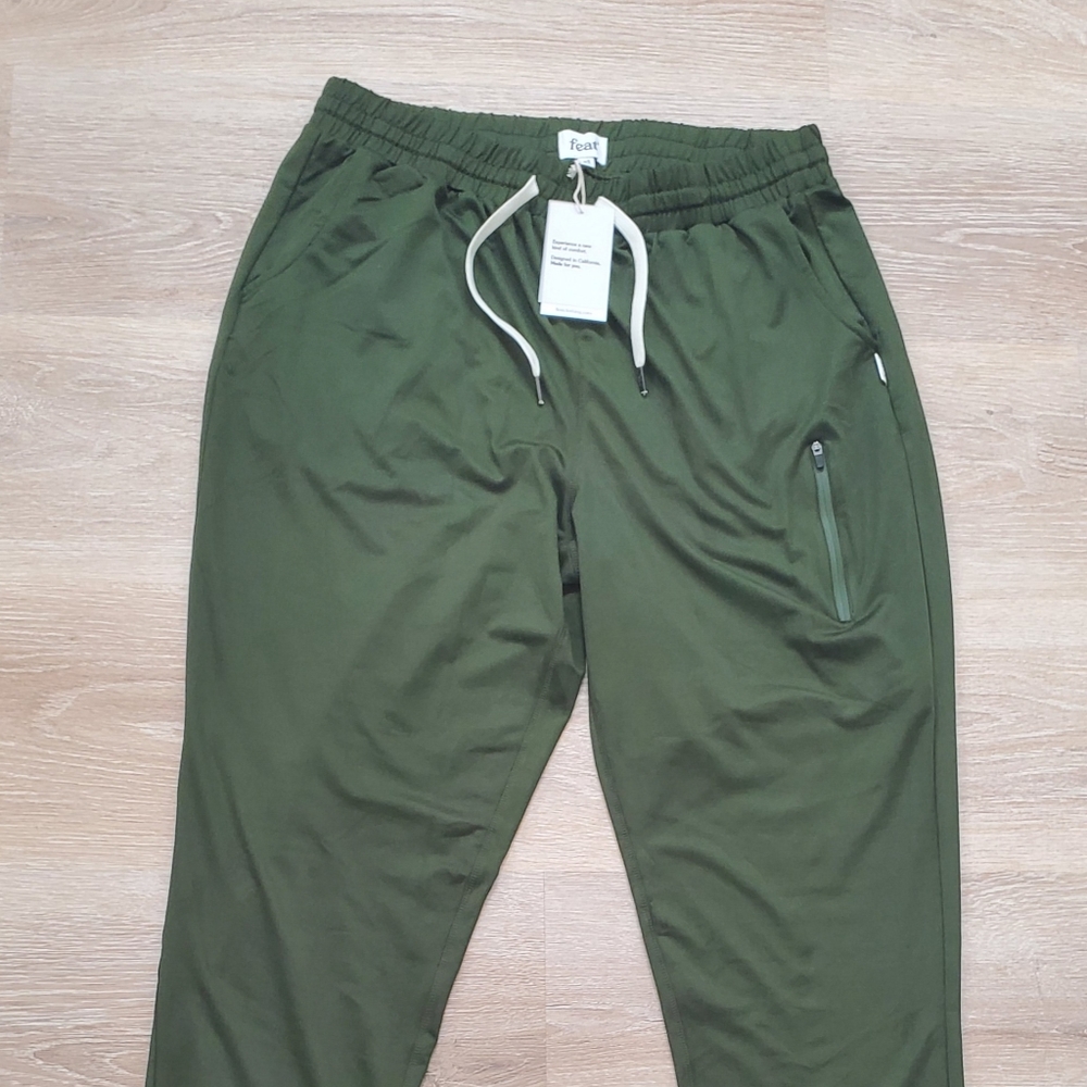 FEAT Jogger (Unisex)